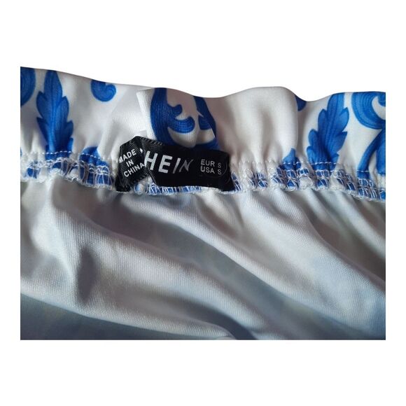 SHEIN Blue and White Floral Kids Dress - Picture 2 of 5